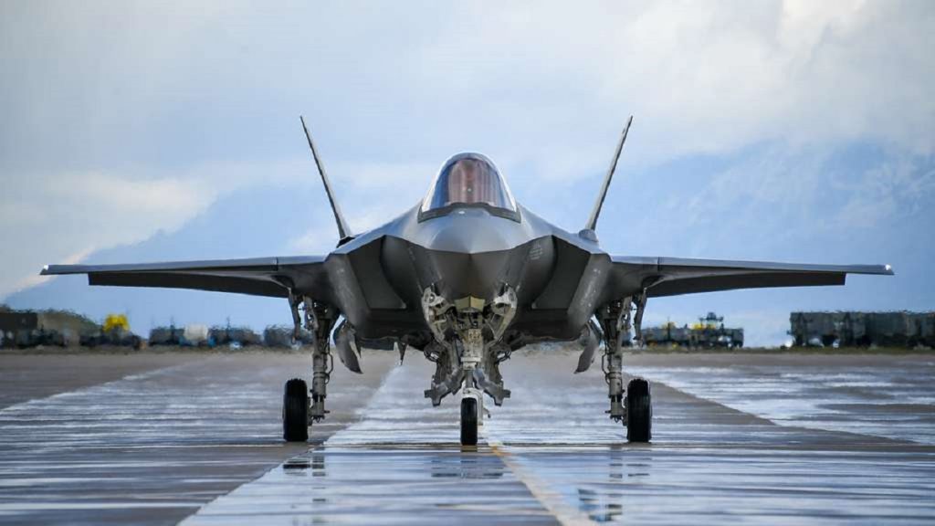 Piața avioanelor de luptă: Cine va face legea în următorii patru ani
