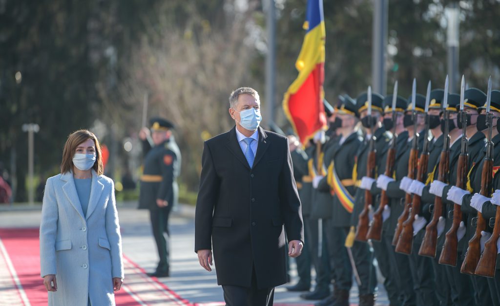 UPDATE. Ce promisiuni s-au făcut la Chișinău. Mesajul lui Klaus Iohannis