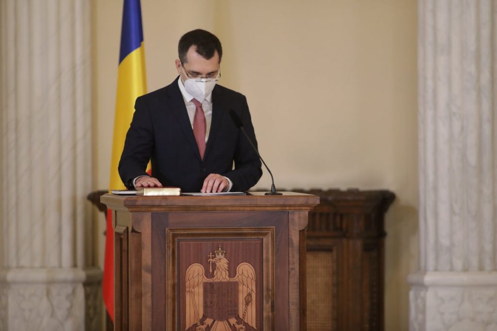 Tensiuni în coaliția de guvernare! Ministrul Sănătății, Vlad Voiculescu, criticat dur din PNL