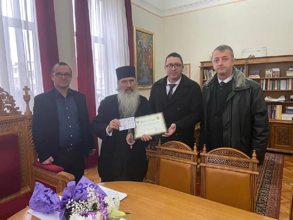 ÎPS Teodosie a devenit membru în asociația militarilor veterani. Surpriză în Biserica Ortodoxă