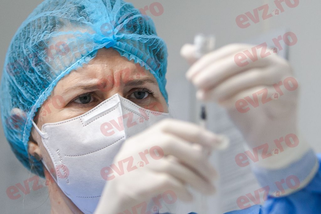 „Am făcut doza de rapel COVID-19. Nu există nicio reacție adversă” – Managerul Spitalului „Sf. Parascheva” din Iași