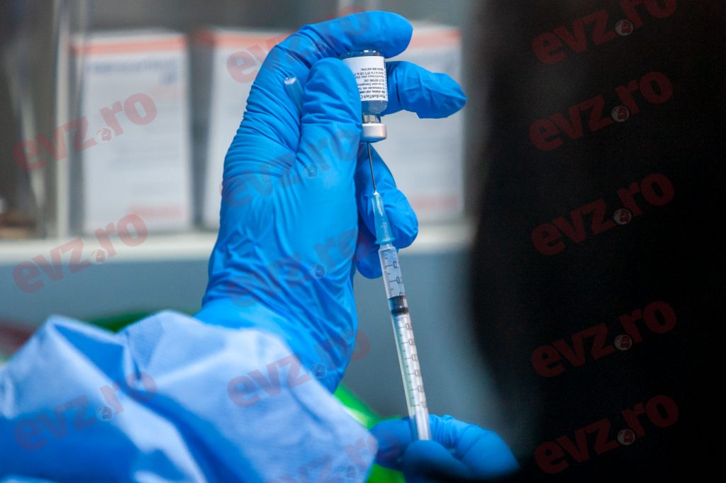 Românii își aleg singuri vaccinul anti-Covid-19? Directorul DSU are răspunsul
