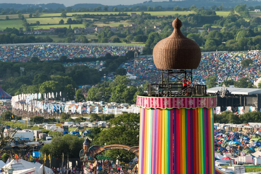 Glastonbury, cel mai important festival de muzica din Marea Britanie, amânat pentru al doilea an consecutiv