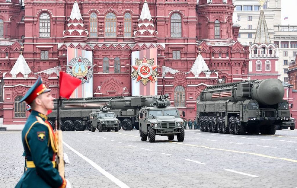 Moscova s-a blindat cu rachete de teama Armageddonului nuclear