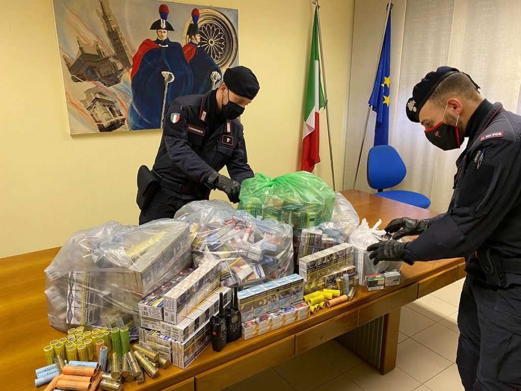 Doi români, arestaţi în Italia după ce au dat o lovitură de 10.000 de euro FOTO