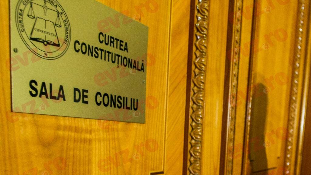 Parlamentul criticat de CCR. Motivul este haosul de la debutul stării de alertă