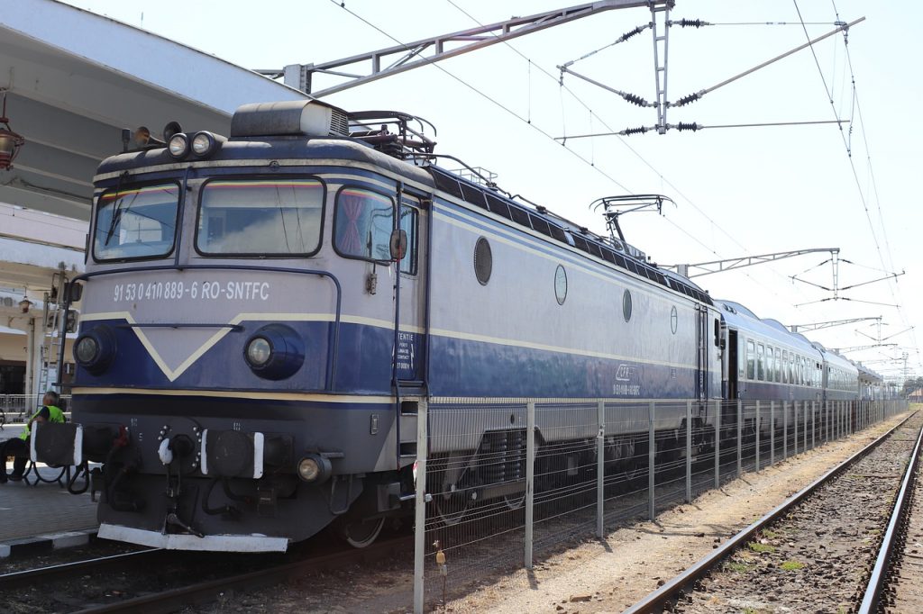 CFR Călători suplimentează numărul de vagoane la trenurile care se întorc din destinațiile de vacanțe