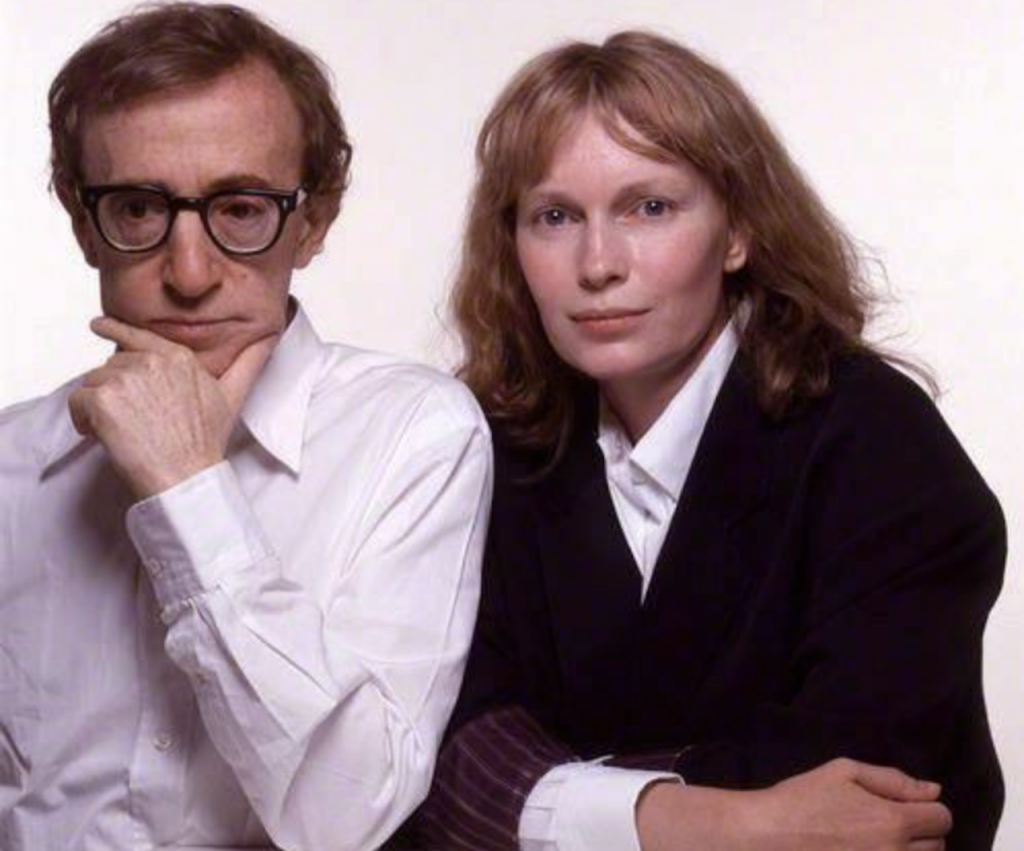 Scandal la Hollywood. Ciudata poveste dintre Mia Farrow și Woody Allen e din nou în atenție