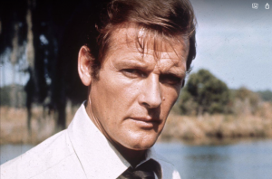 Roger Moore, unul dintre actorii preferați de Nicolae Ceaușescu
