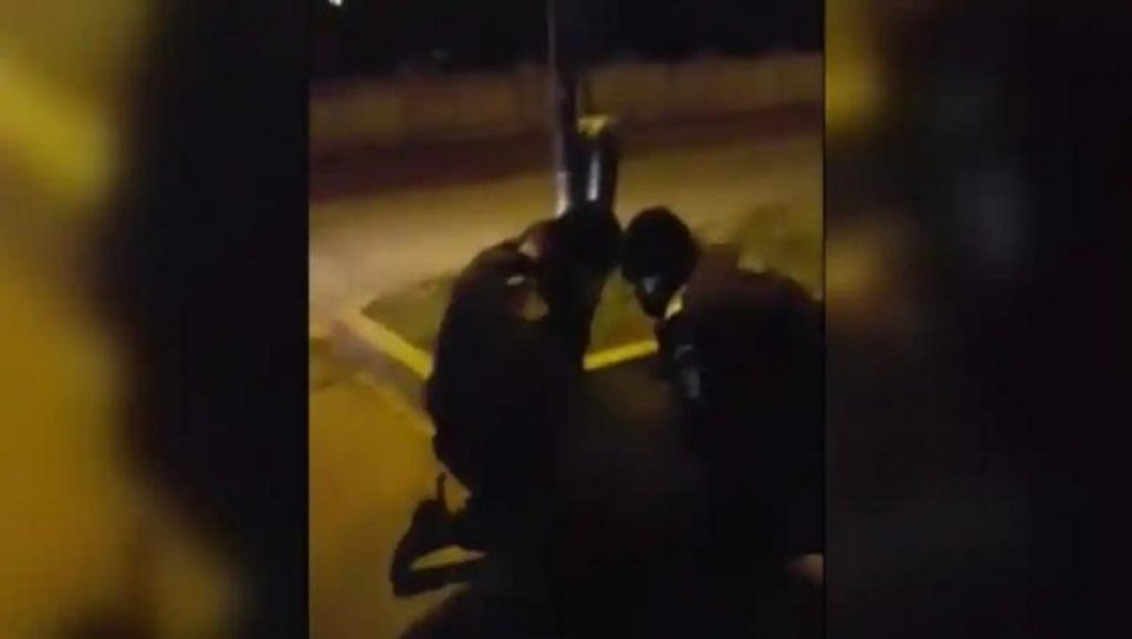 Un ofițer în rezervă, pus la pământ de jandarmi! „A fost o tentativă de omor”. VIDEO