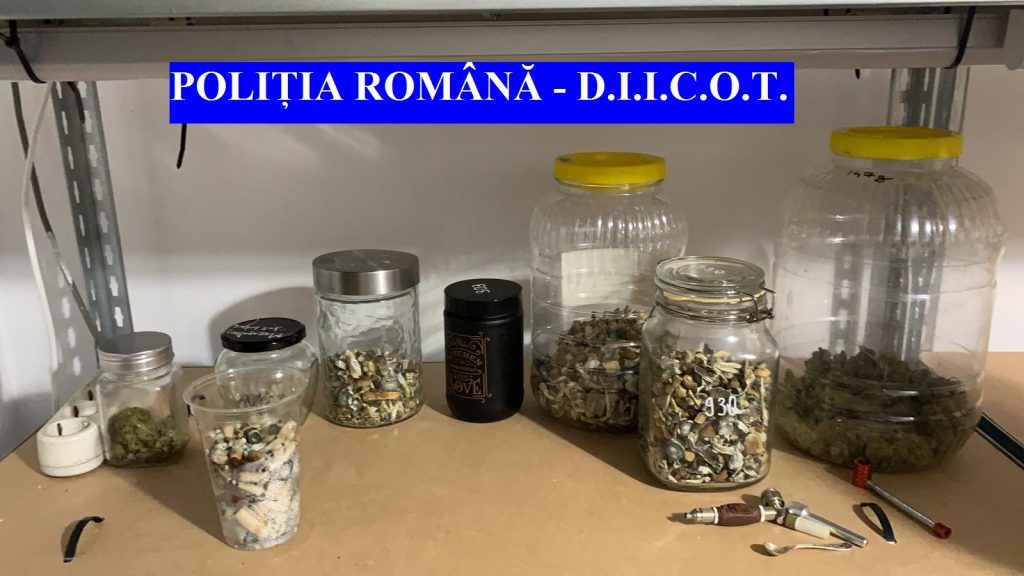 Un bărbat a fost prins la Pitești când încerca să vândă amfetamină. Polițiștii au găsit droguri de 50.000 de euro