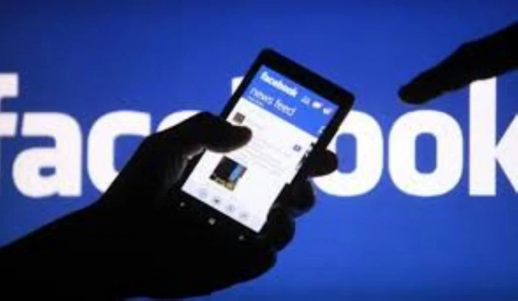 Mari probleme pentru Facebook, Instagram și WhatsApp. Milioane de utilizatori au intrat în alertă