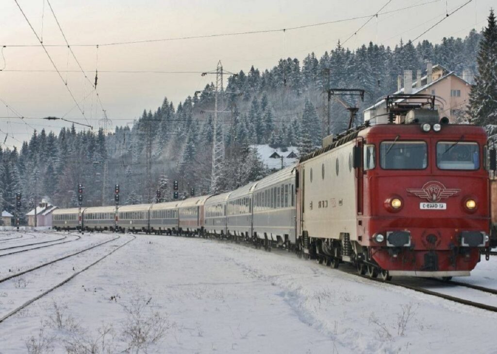 CFR Călători a anunțat programul pentru sărbătorile de iarnă. Cum vor circula trenurile