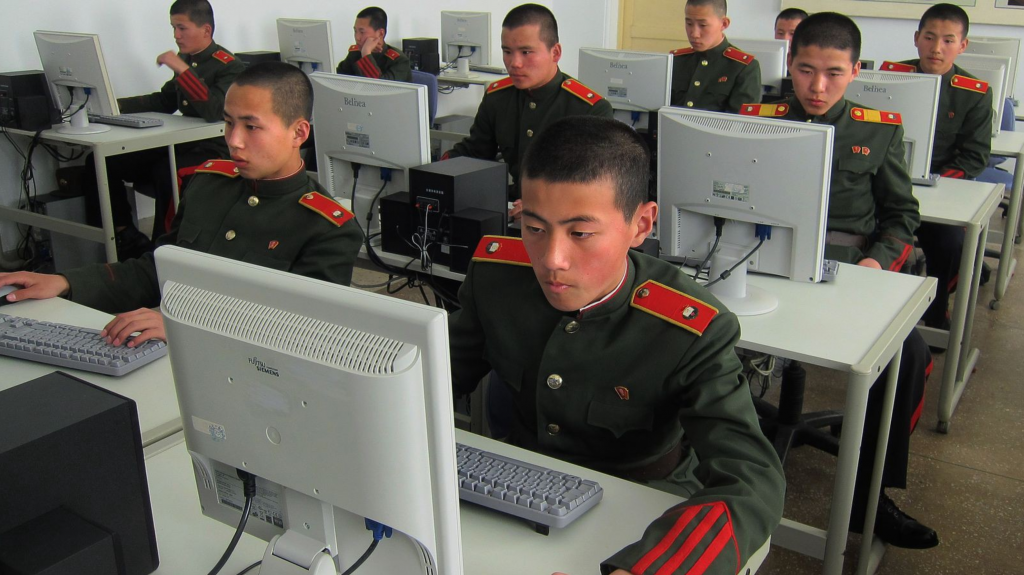 Atac cibernetic care vizează exercițiile militare SUA-Coreea de Sud. Grupul de hackeri se numește Kimsuky