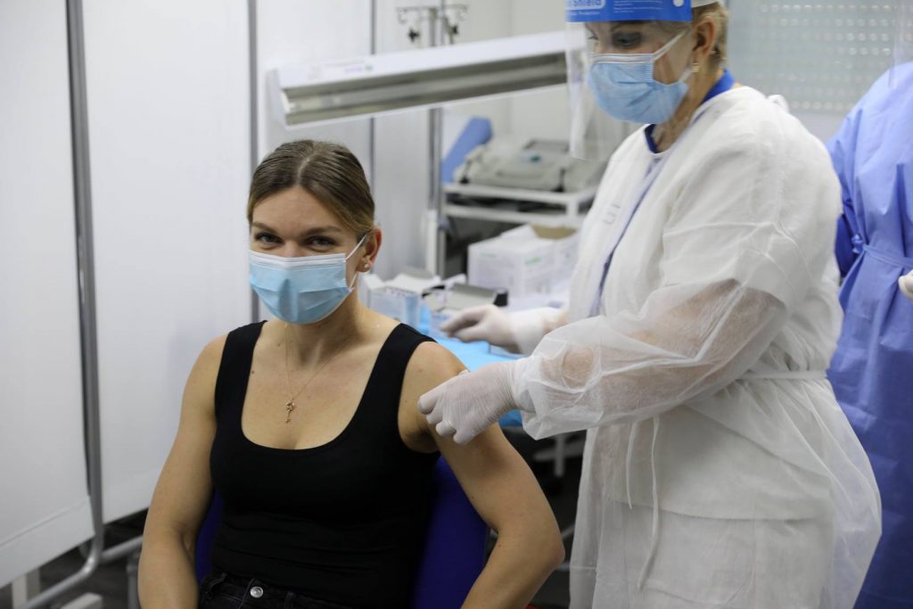 Gheorghiţă a explicat de ce Simona Halep a fost vaccinată cu Pfizer: E o campioană
