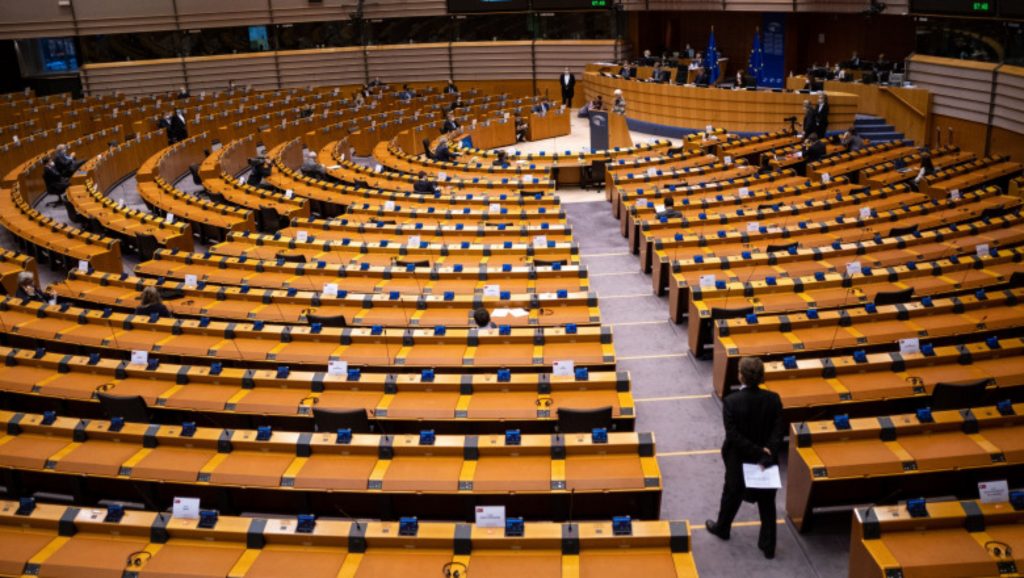 Parlamentul European se pregătește să dea în judecată Comisia Europeană. Lipsă de acțiune pentru protejarea fondurilor europene