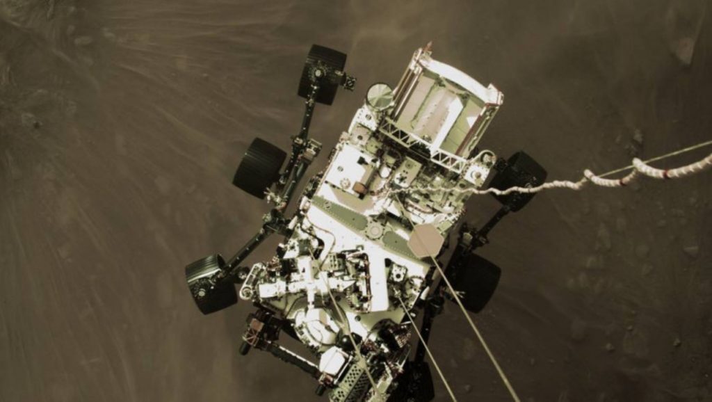 Perseverance, roverul NASA, a transmis primul video de pe Marte