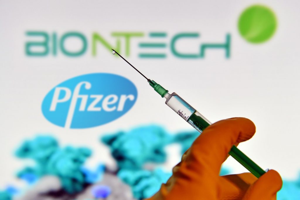Tranșa de 500.000 de vaccinuri Pfizer care trebuia să vină astăzi, întârzie