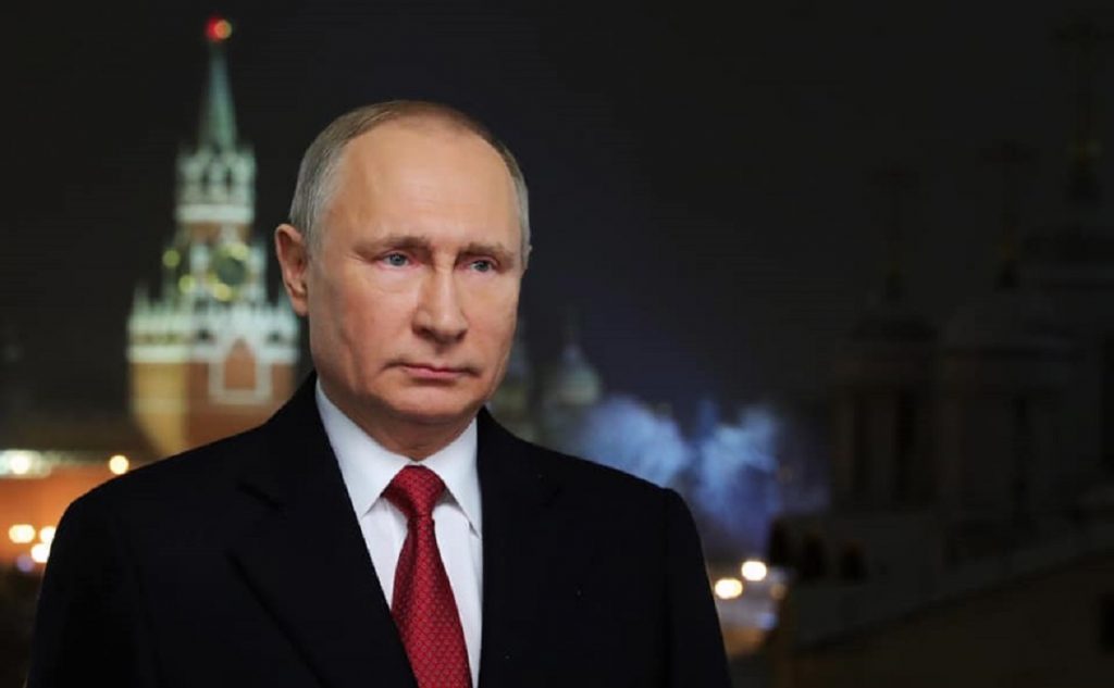 Vladimir Putin pune cătușe rețelelor sociale