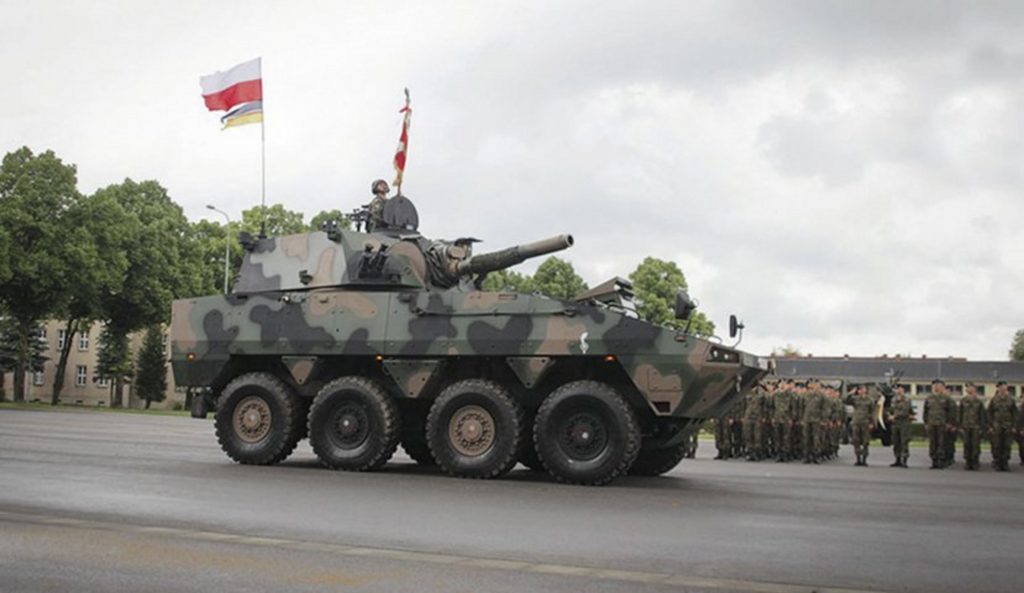 Tancurile rusești ar ajunge la Varșovia în 4 zile. Panică în Polonia