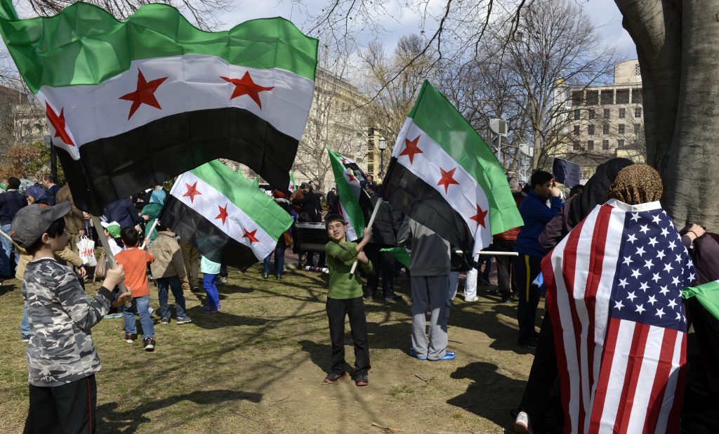 Uşa dialogului cu Siria a fost întredeschisă: Îşi normalizează Orientul Mijlociu relaţiile?
