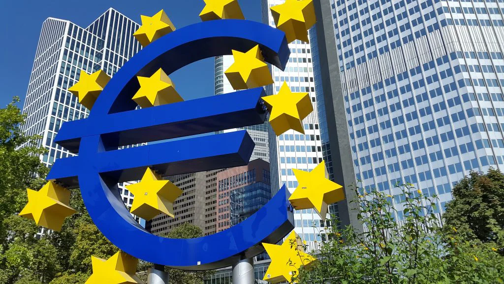 Zona euro a evitat cel mai rău scenariu. Care sunt semnalele pozitive. Analiză-Capital Economics
