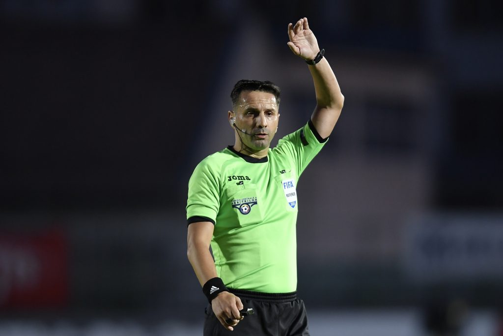 Colţescu a primit undă verde de la UEFA pentru a oficia meciurile din competiţiile interne