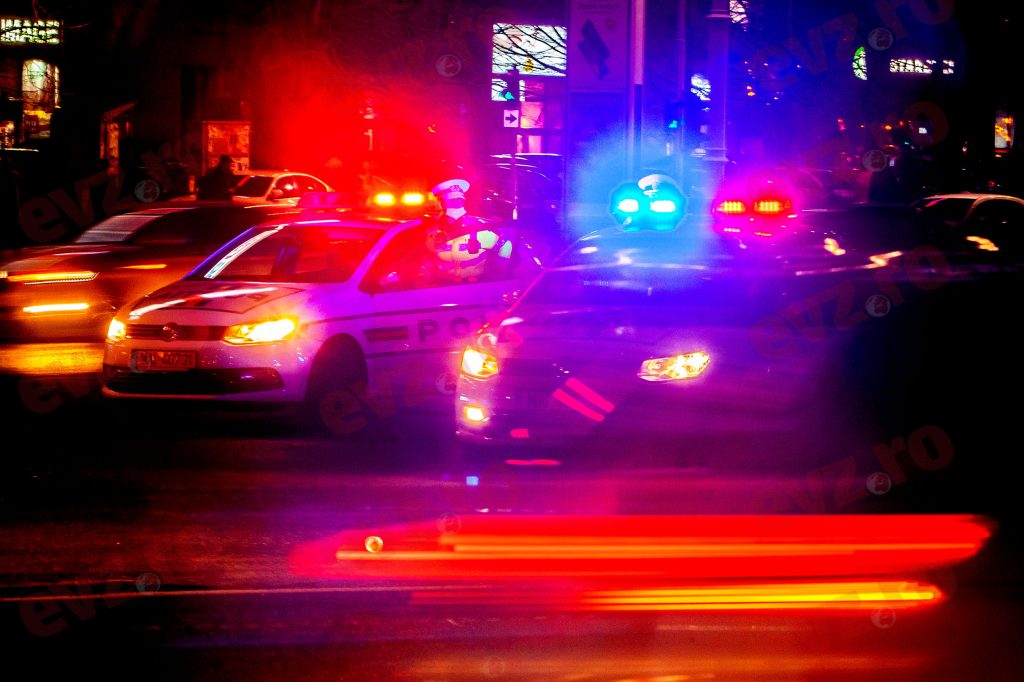 Polițiștii din Bistrița-Năsăud au reușit să oprească mitingul șoferilor care claxonează în oraș. Câte amenzi s-au dat
