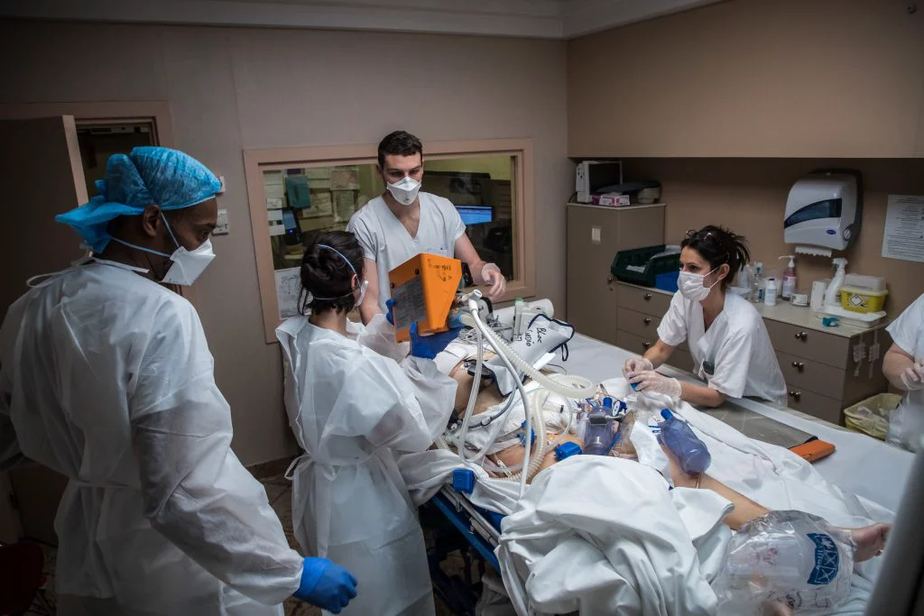 Spitalele vor fi sufocate de pacienți. Scenariu sumbru pentru România. Anunț de ultimă oră de la specialiști