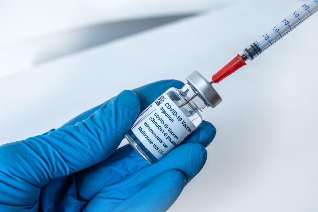 România primește un nou lot de vaccin AstraZeneca. Dozele vor fi repartizate în toată țara
