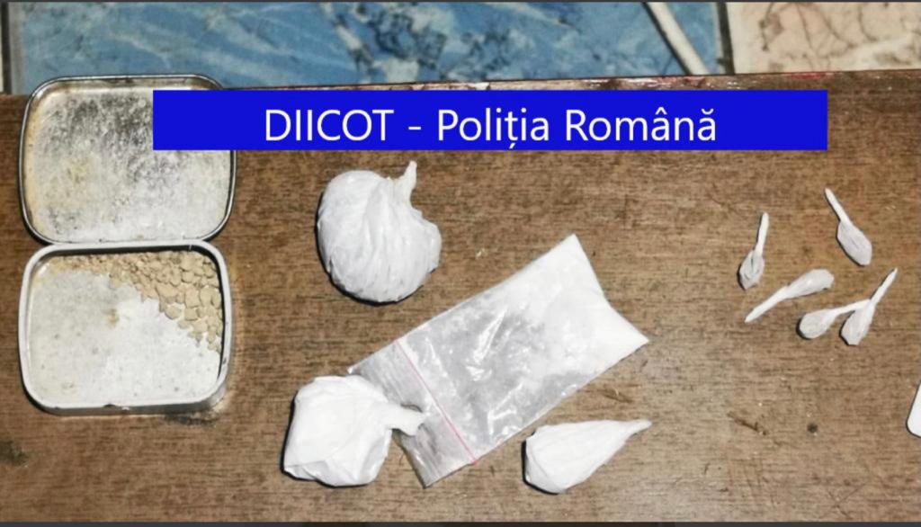 Traficanți de droguri reținuți în Botoșani. Poliția a făcut mai multe percheziții