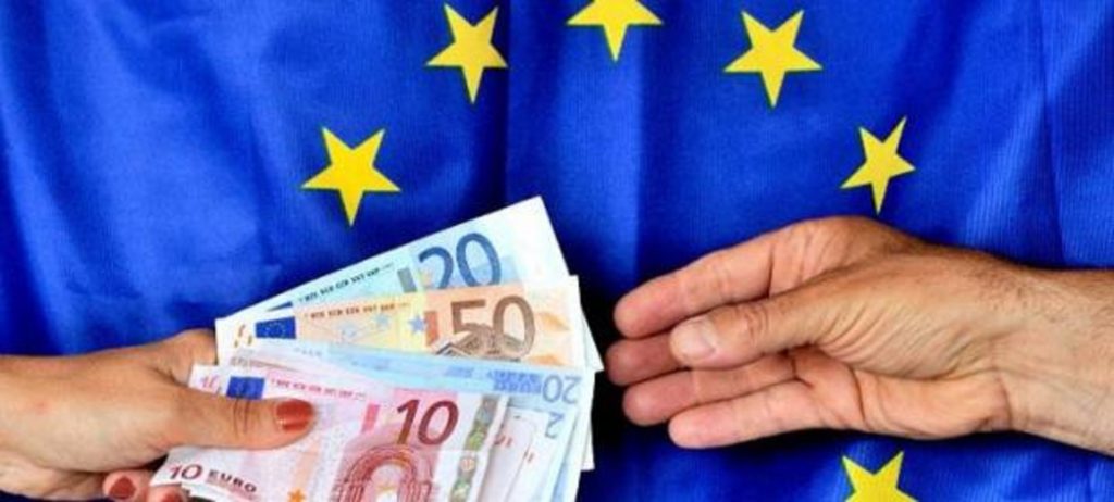 Politicienii UE, „sponsorizați" de bogătași. Fostul premier e acuzat