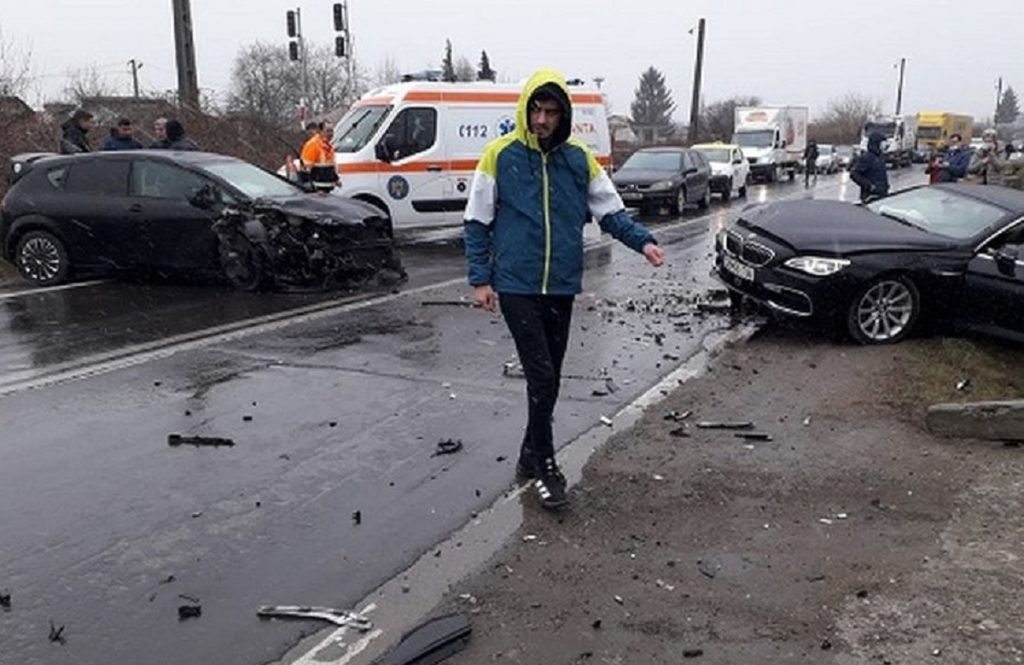 Accident terifiant. Cinci fotbaliști români au ajuns la spital, înainte de meci
