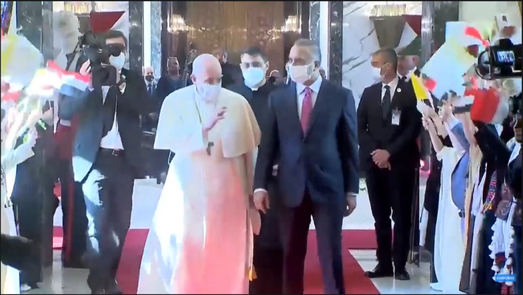 Papa Francisc, primele declaraţii în Irak: „Vin ca un pelerin al păcii, în numele lui Cristos”