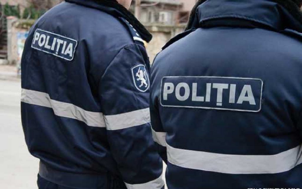 Cine este polițistul din Cluj, prins la furat într-un magazin. Pe numele lui s-a cerut acum și un ordin de protecție din cauza comportamentului violent