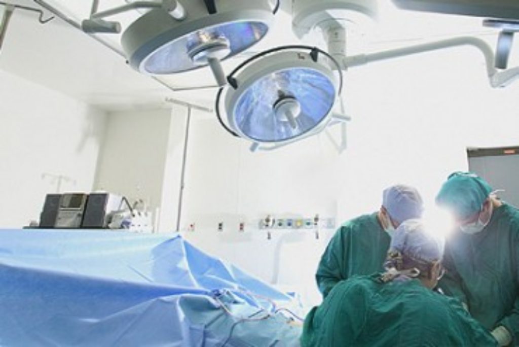 CNAS anunță plafonarea numărului de paturi contractate în spitalele private