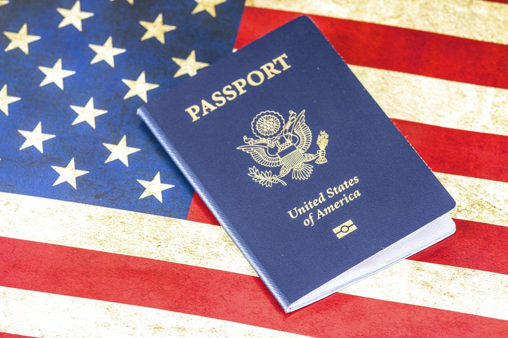 Anunţ istoric despre vizele pentru SUA. Parlamentul European iese la atac