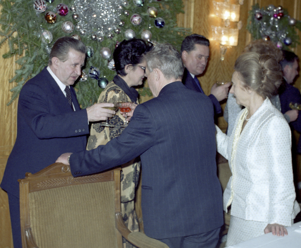 Tudor Postelnicu l-a trădat pe Nicolae Ceaușescu. Cum a dat voie rușilor să între în țară în 1989. VIDEO