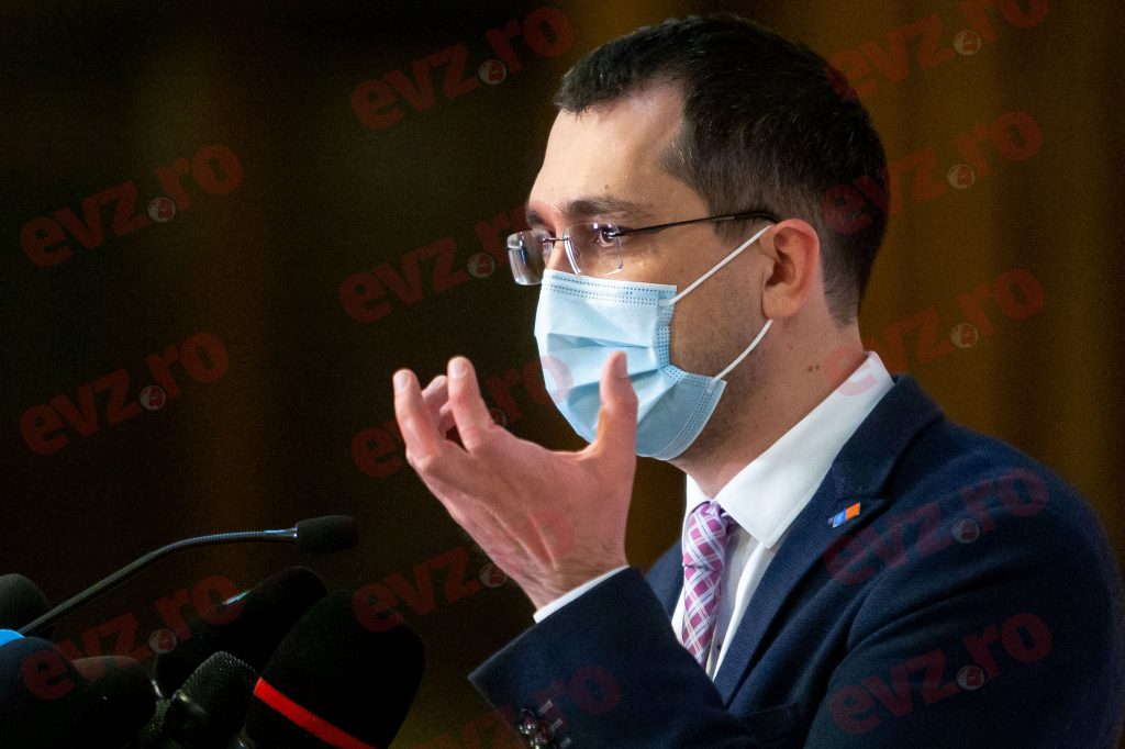 Vlad Voiculescu, atac teribil la premierul Florin Cîțu. Fostul ministru al Sănătății nu a uitat că a fost dat afară din Guvern