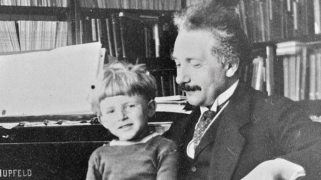 Trista poveste a fiului schizofrenic al lui Einstein