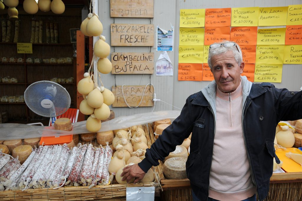 Scandalul de spionaj din Italia lovește în producătorii de brânzeturi