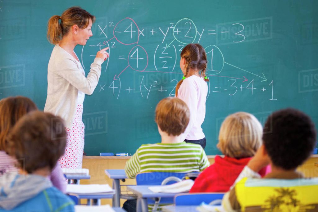 Ministerul Educației a anunțat ce se va întâmpla cu profesorii pe perioada vacanței prelungite de primăvară