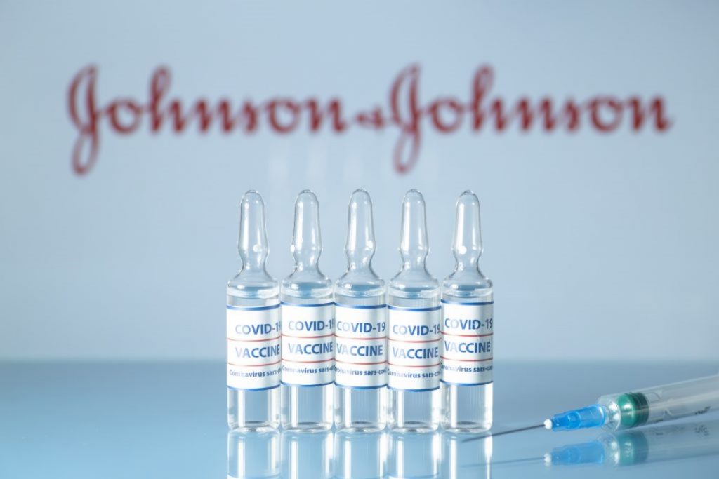 Începe vaccinarea cu Johnson & Johnson, în cabinetele medicilor de familie. O singură doză, fără rapel
