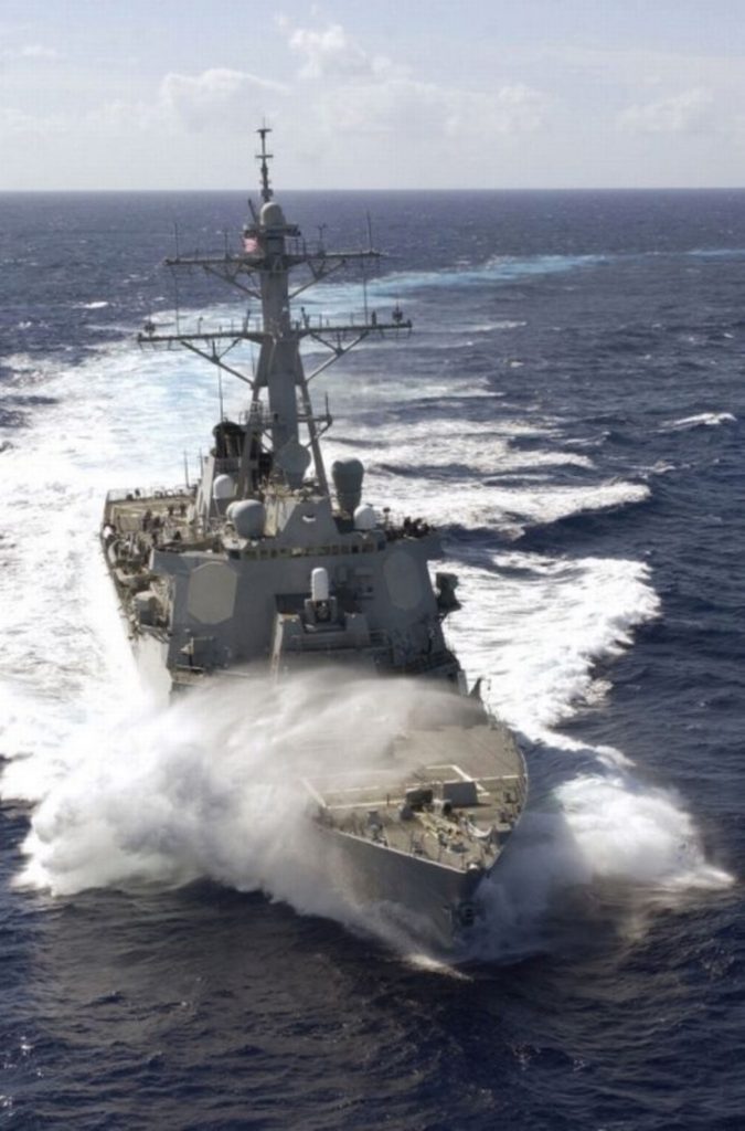 Cu câteva săptămâni înainte ca raportul OZN al Pentagonului să fie făcut public, Marina SUA a detectat „Obiecte necunoscute în mișcare rapidă”  sub apă