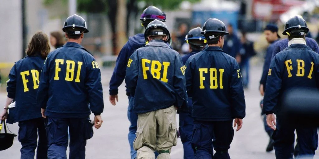 Noi informații în cazul românului arestat în San Diego de FBI. Prejudiciul financiar adus de acesta este de 5,2 milioane de dolari