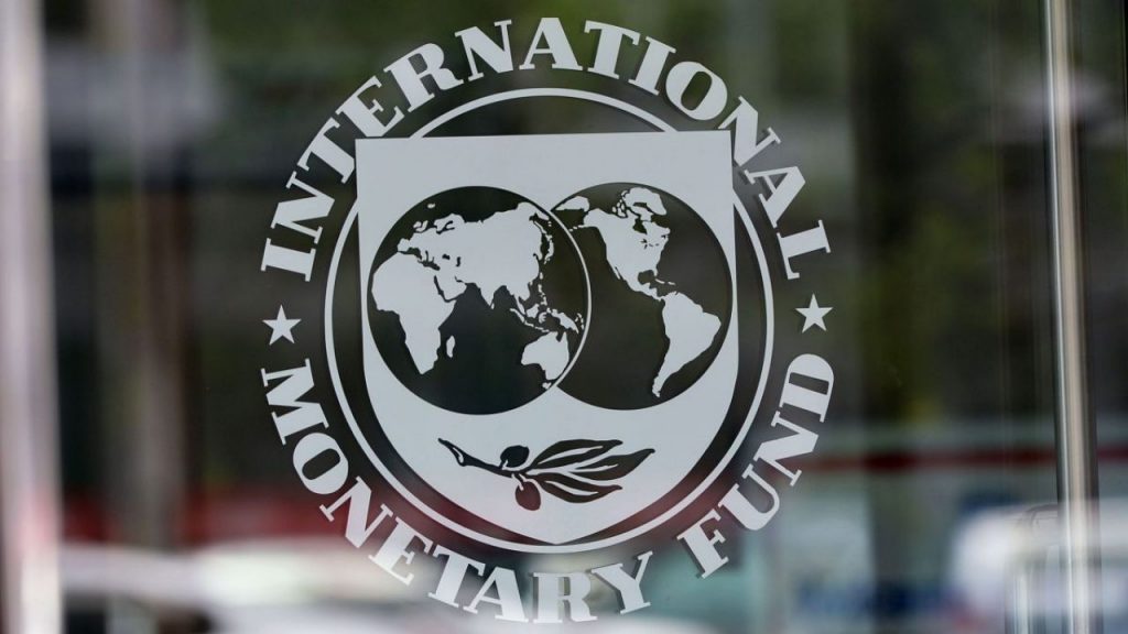 FMI: Spectrul unei recesiuni se îndepărtează. Creşterea mondială va fi mai bună decât se prevedea
