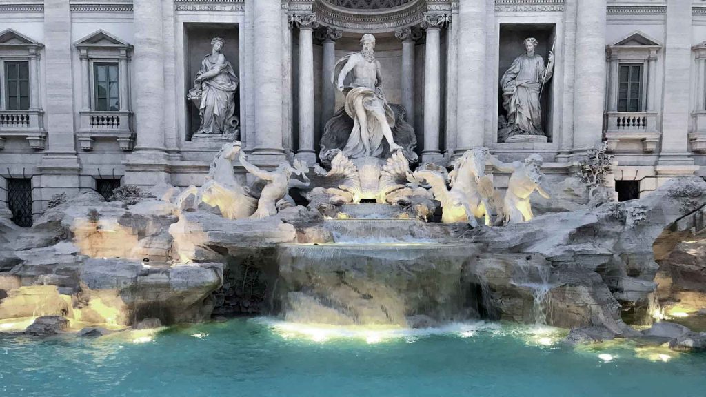 Protest inedit la Roma. Apa din Fontana di Trevi a fost colorată în negru. Video