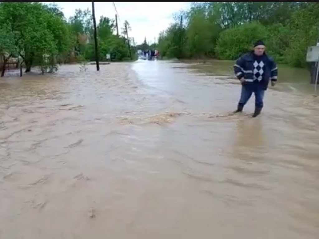 Inundaţii în Satu Mare. De ce nu a fost dat mesajul RO-ALERT mai devreme? S-a aflat