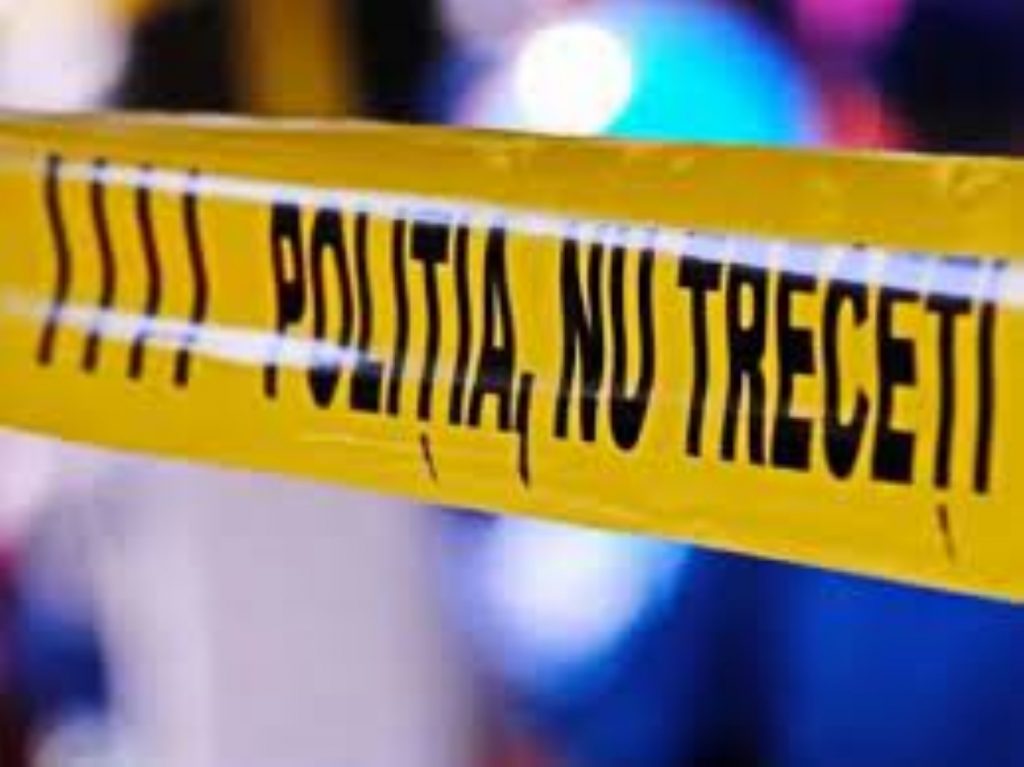 Dublă crimă în zona Branului. Doi soți au fost uciși în propria casă de un membru al familiei. Atacatorul a fost reținut Update