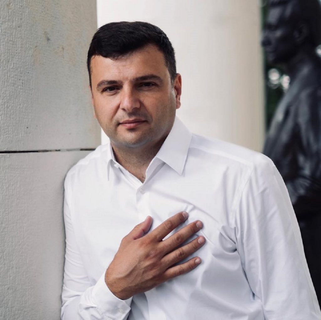 Fostul ginere al omului de afaceri Ioan Crișan, omorât într-un atentat, este deputatul Sergiu Bîlcea. Ce mesaj a transmis politicianul
